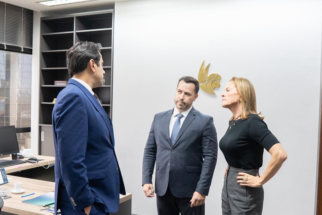 ANPR recebe visita do presidente da CONAMP